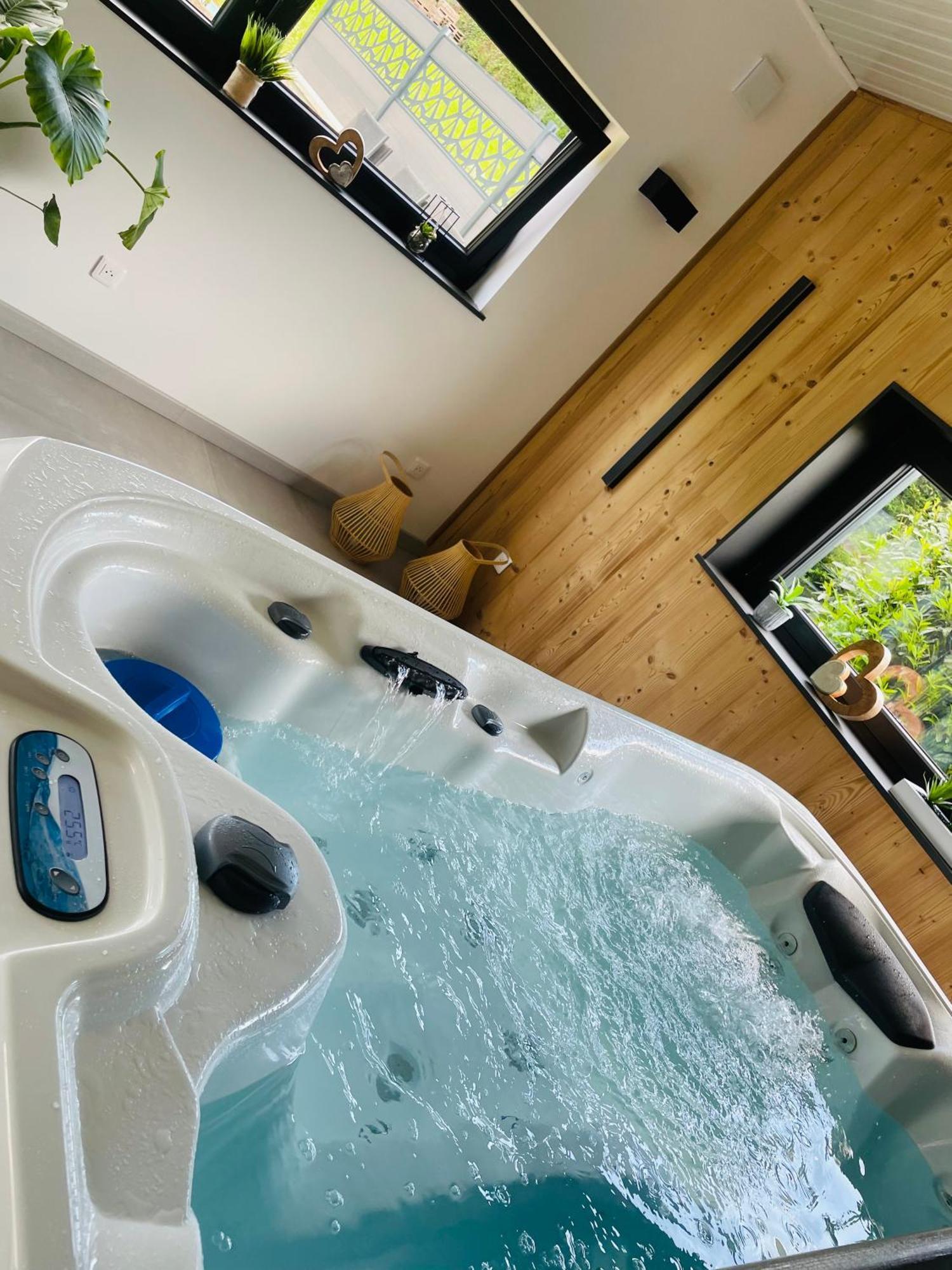 Maison Gite Chez Nounou Sauna Jacuzzi Jardin Arbore Etting Esterno foto